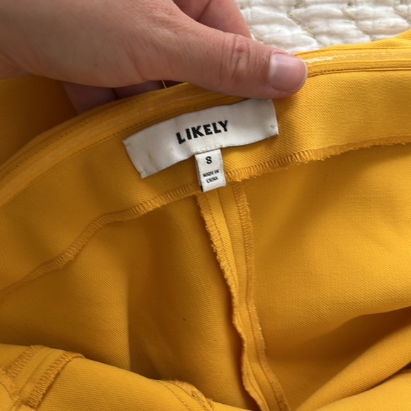 Likely NYC dress in yellow - Picture 3 of 6